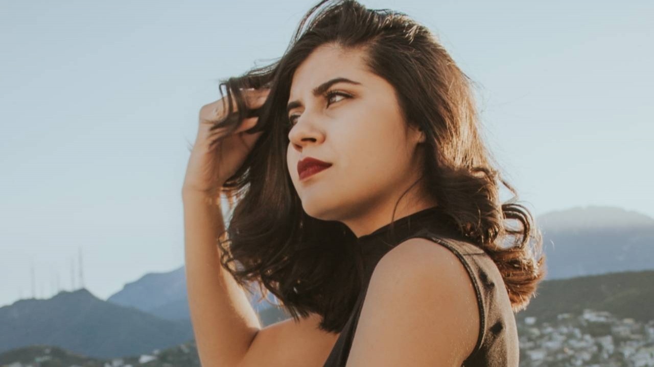 ¿Quieres un cambio de look? Apuesta por cortes de pelo escalado y media melena 