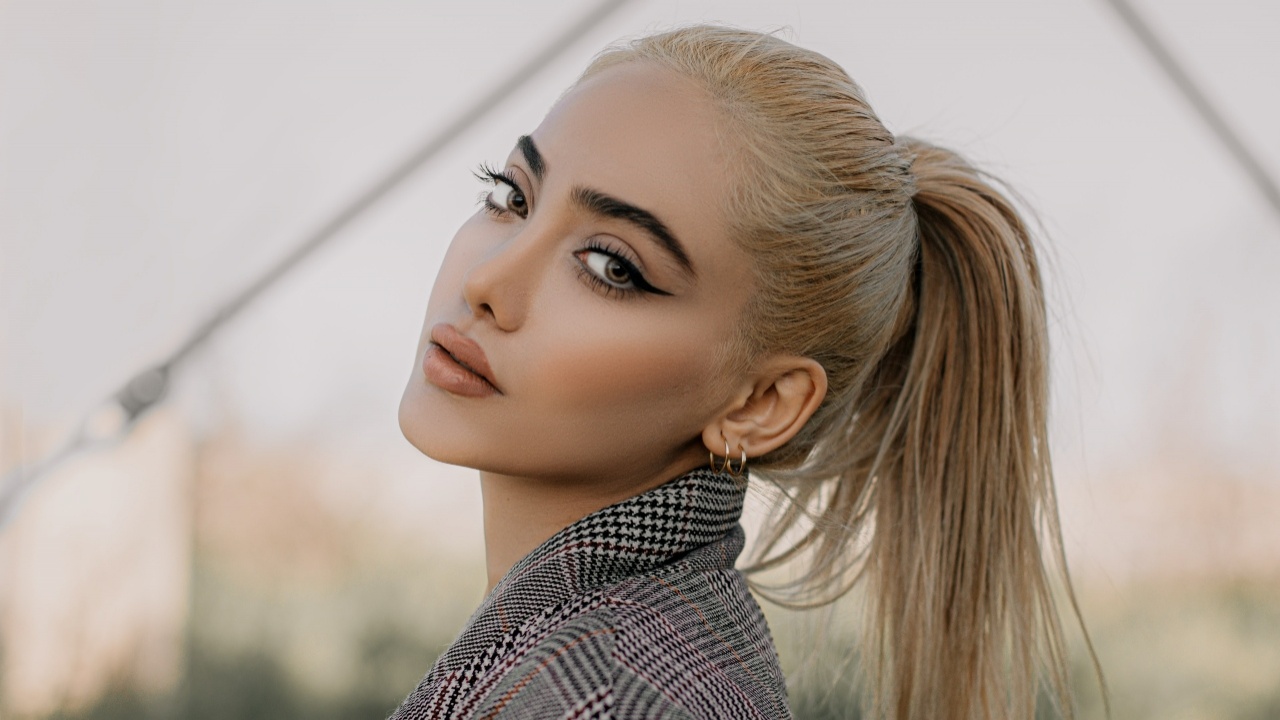 ¡Atención! Este es el mejor tinte rubio para cubrir las canas